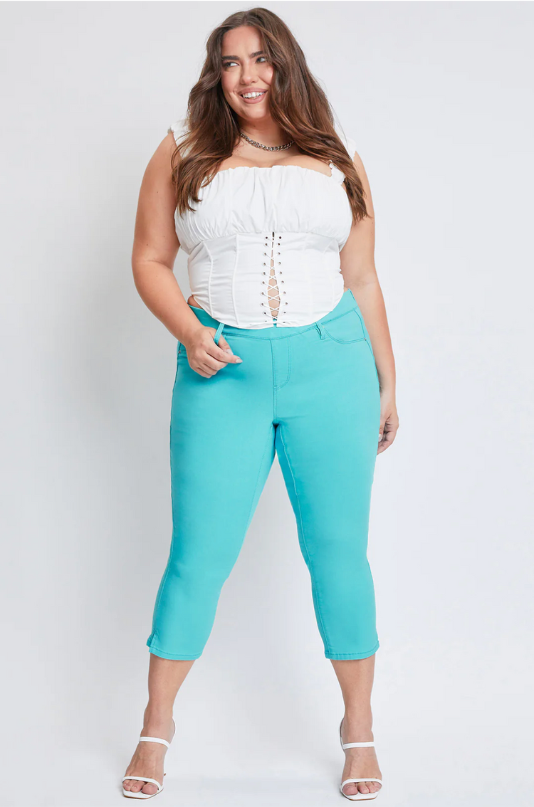 Super Stretch Pull On Capri +Curvy | Aqua