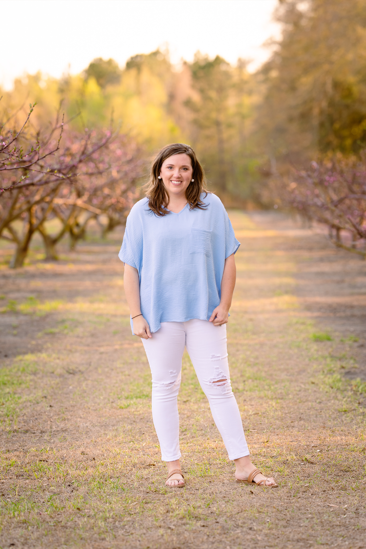 High Rise Distressed Denim Jeans + Curvy | White